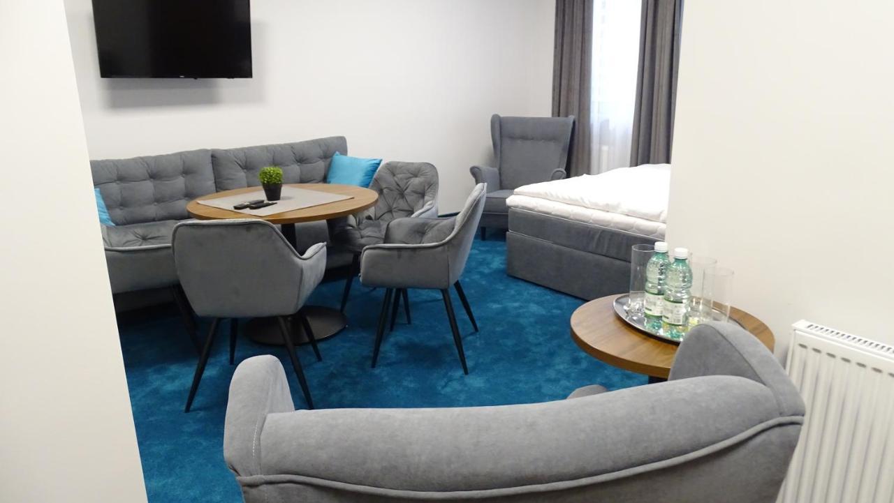 Celestynka Apartment *